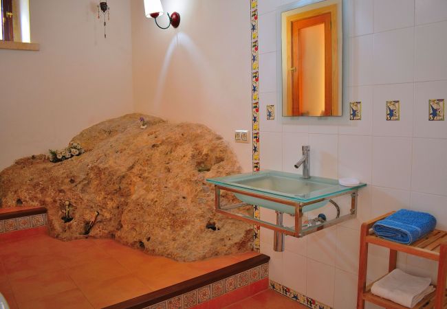 Badezimmer der Villa in Alcudia Badezimmer der Villa in Alcudia
