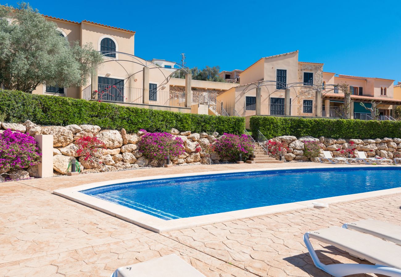 Stadthaus in Cala Romantica - E259 Casa Goldi by Mallorca Villa Selection