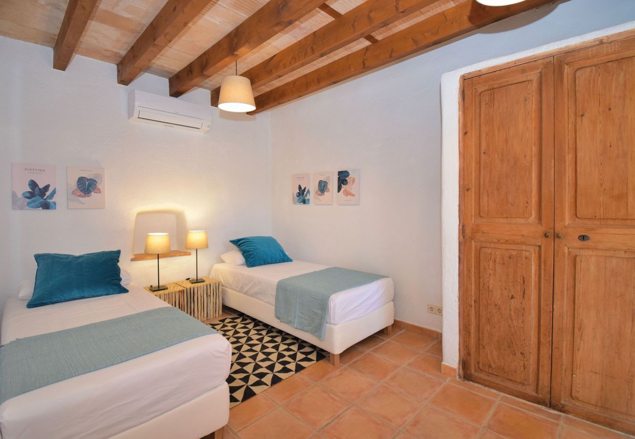 Villa in Santa Maria del Cami - Villa Siscelis 063 by Mallorca Charme