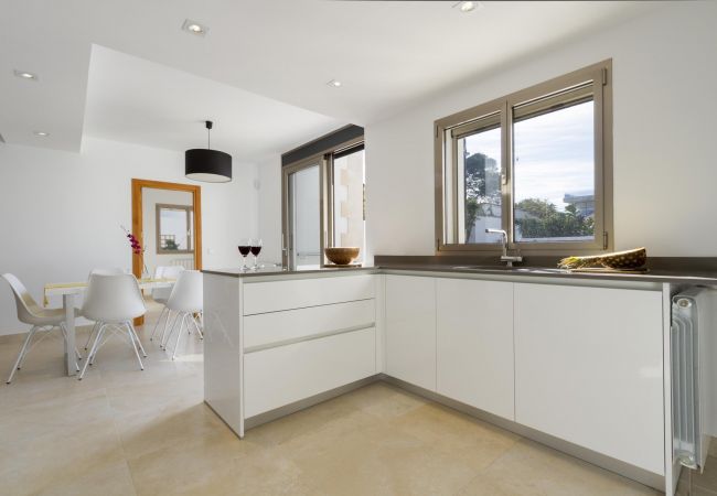 Chalet in Port de Pollença - VILLA HOLLAND (11 pax)  Ref. PP11 Chalet in Port de Pollença - VILLA HOLLAND (11 pax)  Ref. PP11