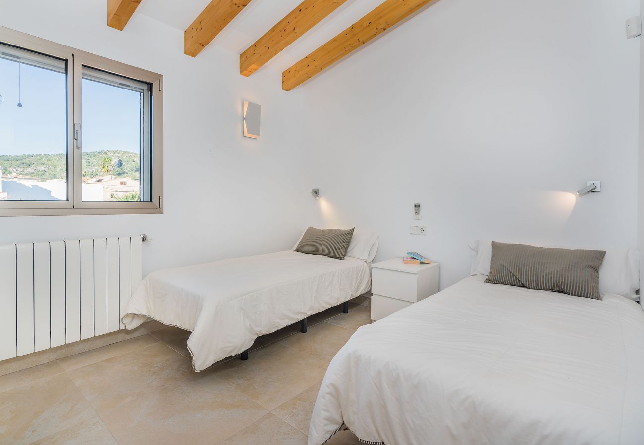 Chalet in Port de Pollença - HOLLAND (11 pax)  Ref. PP11