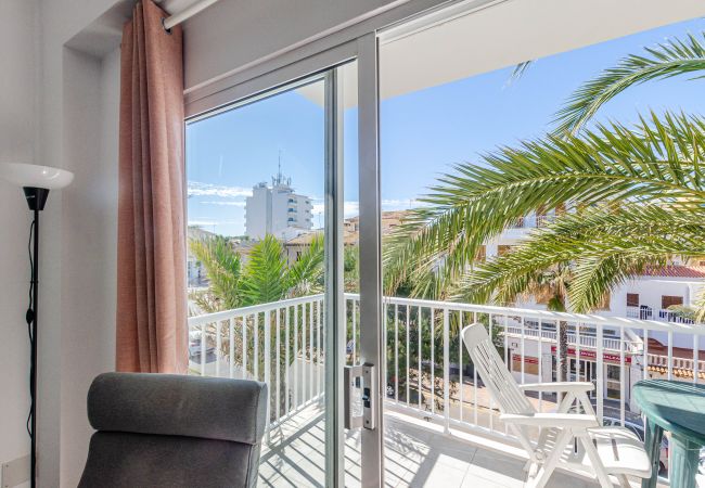 Ferienwohnung in Can Picafort - YourHouse apartment Monges con balcón Ferienwohnung in Can Picafort - YourHouse apartment Monges con balcón