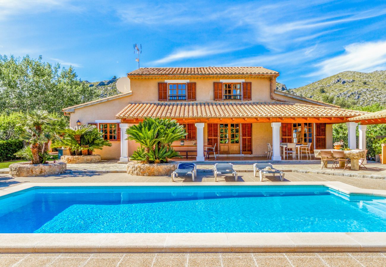 Wunderschöne Villa mit Schwimmbad