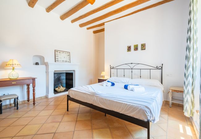 Ferienhaus in Manacor - Finca Es Castellot Vell Ferienhaus in Manacor - Finca Es Castellot Vell