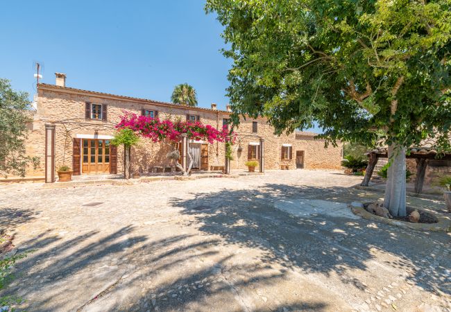 Ferienhaus in Manacor - Finca Es Castellot Vell Ferienhaus in Manacor - Finca Es Castellot Vell
