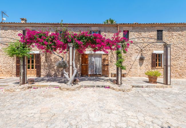 Ferienhaus in Manacor - Finca Es Castellot Vell Ferienhaus in Manacor - Finca Es Castellot Vell