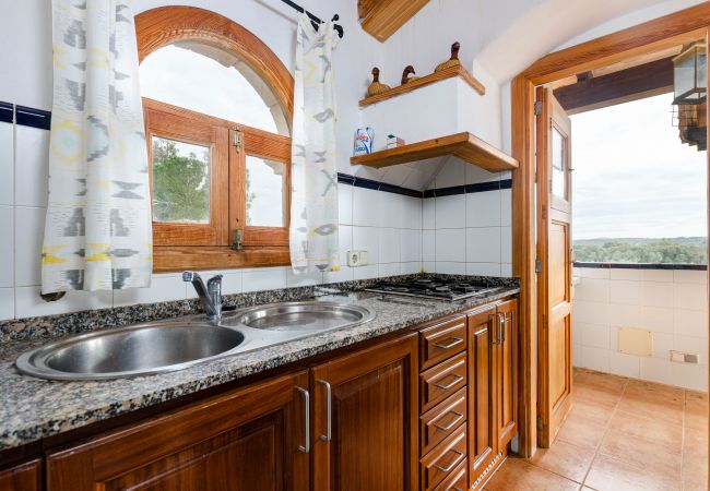 Ferienwohnung in Maria de la salut - Apartment in rural house, YourHouse Deulosal