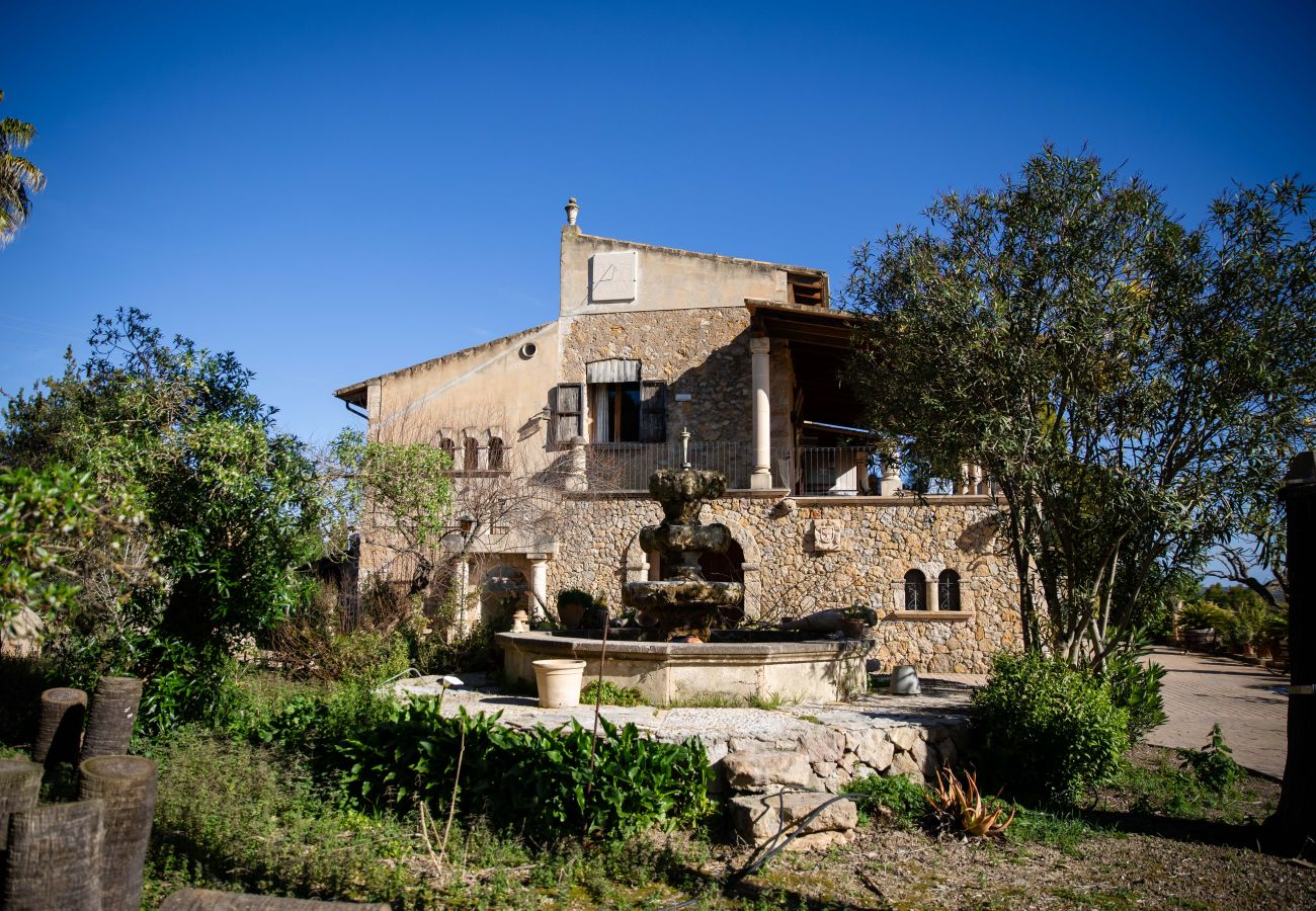 Ferienwohnung in Maria de la salut - Apartment in rural house, YourHouse Deulosal