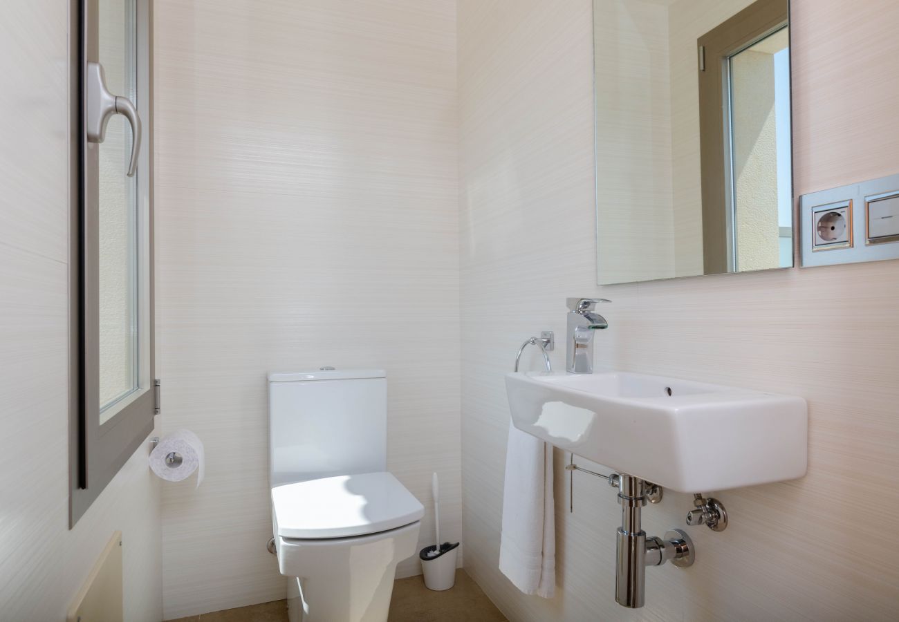 Stadthaus in Can Picafort - YourHouse Juan