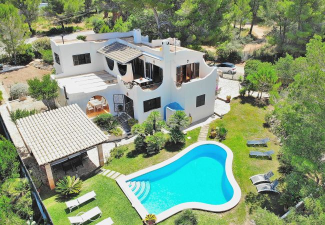 Schönes Ferienhaus, Mallorca, Schwimmbad, Garten, Freiraum