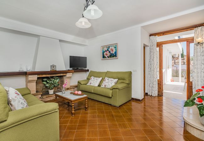 Ferienhaus in Pollensa / Pollença - CASA LLOBERA Ref. POL04 Ferienhaus in Pollensa / Pollença - CASA LLOBERA Ref. POL04