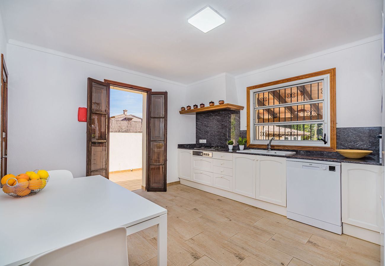 Villa in Pollensa / Pollença - CANAVES  Ref. VP15