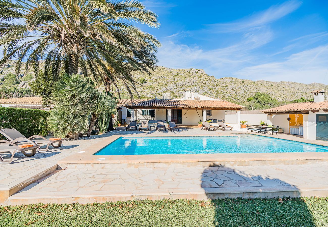 Villa in Pollensa / Pollença - CANAVES  Ref. VP15