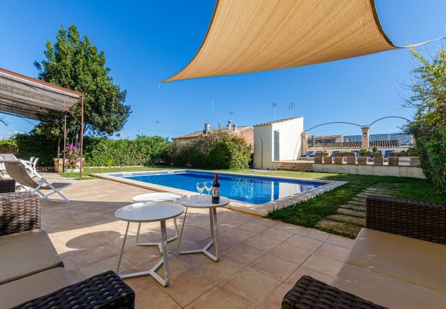 Ferienhaus in Llubi - YourHouse Can Bombarda Ferienhaus in Llubi - YourHouse Can Bombarda