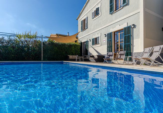 Ferienhaus in Llubi - YourHouse Can Bombarda Ferienhaus in Llubi - YourHouse Can Bombarda