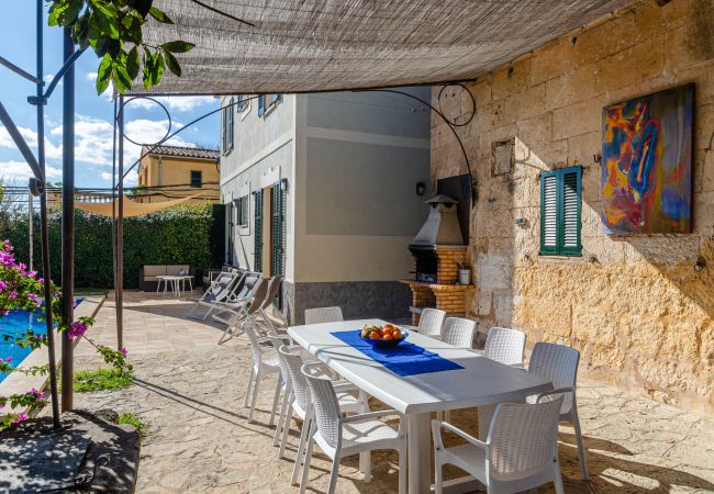 Ferienhaus in Llubi - YourHouse Can Bombarda Ferienhaus in Llubi - YourHouse Can Bombarda