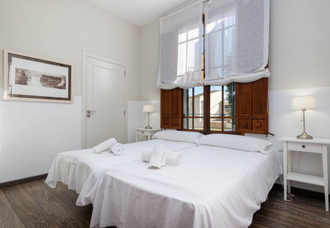 Ferienhaus in Llubi - YourHouse Can Bombarda Ferienhaus in Llubi - YourHouse Can Bombarda