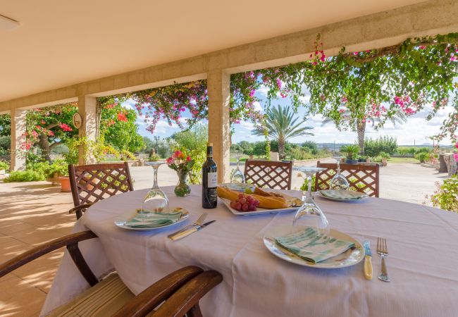 Villa in Ariany - YourHouse Sa Garriga Finca Darder Villa in Ariany - YourHouse Sa Garriga Finca Darder