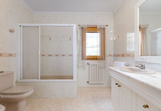 Villa in Ariany - YourHouse Sa Garriga Finca Darder Villa in Ariany - YourHouse Sa Garriga Finca Darder