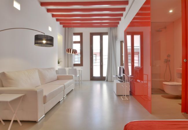 Ferienwohnung in Palma de Mallorca - Lonja Suites 3 red