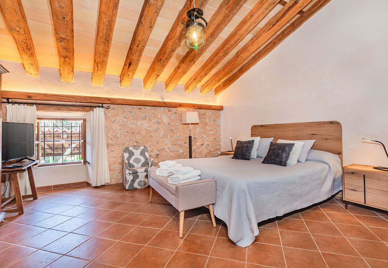 Villa in Pollensa - CAN LLOBERA DE BAIX Ref: VP93