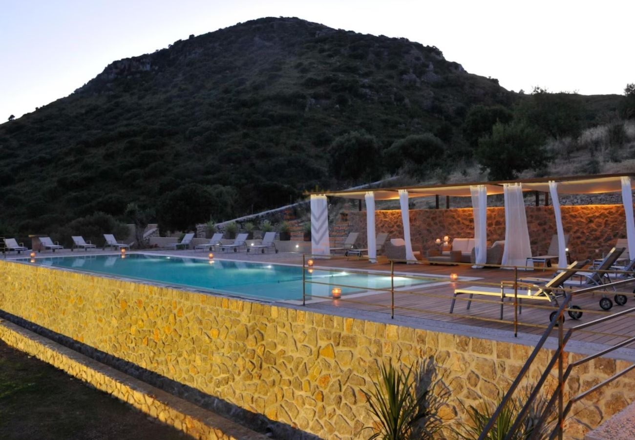 Villa in Sant Llorenç Des Cardassar - YourHouse Ses Voltes