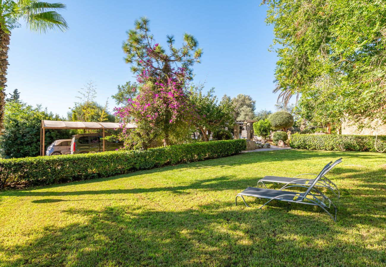 Finca in Cas Concos - Finca Can Quadrat by Mallorca House Rent