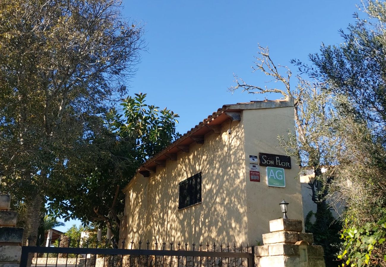 Agrotourismus in Santa Margalida - Agroturismo Son Flo Buguemvillea by YourHouse