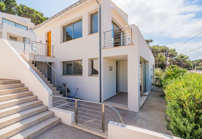 Chalet in Cala Sant Vicenç - MOLINS 7  ref. CS07 Chalet in Cala Sant Vicenç - MOLINS 7  ref. CS07