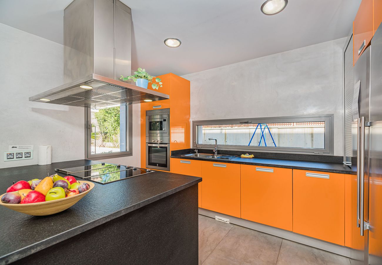 Chalet in Platja de Muro - ALBUFERA Ref. PLM02