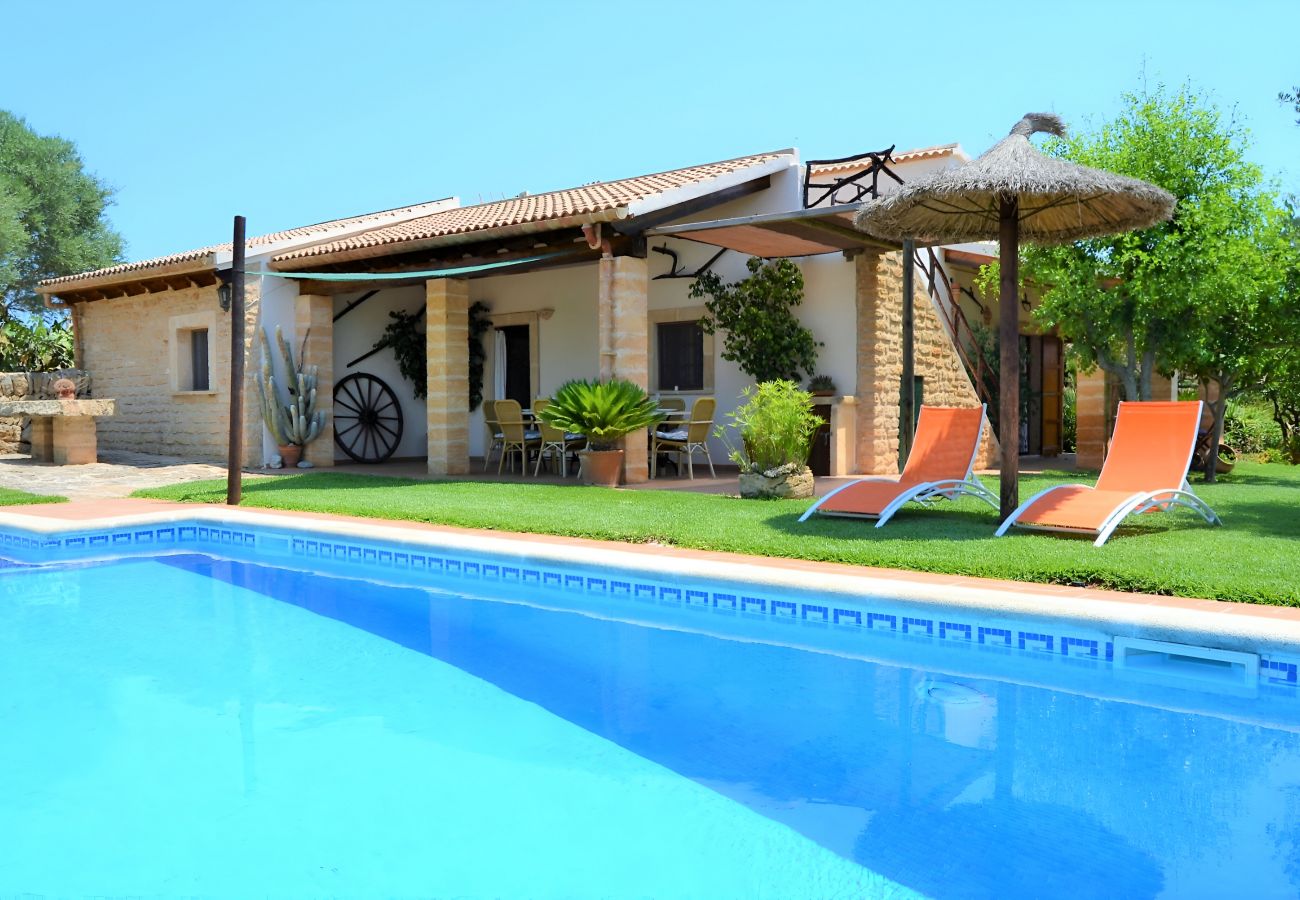 Beautiful finca with pool in Majorca