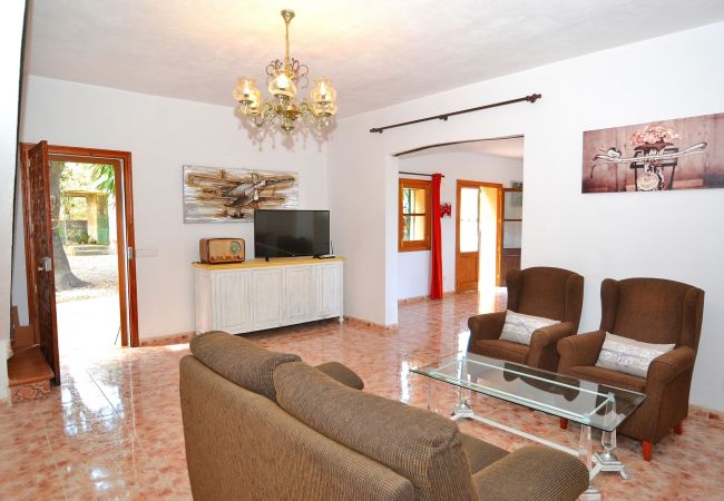 From 100 € per day you can rent your finca in Mallorca from private From 100 € per day you can rent your finca in Mallorca from private