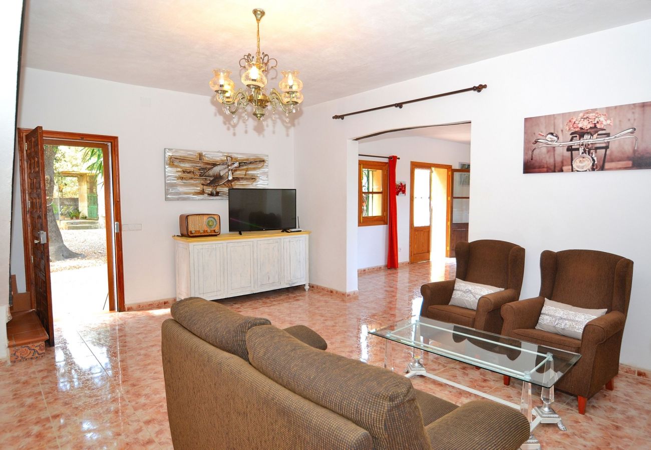 From 100 € per day you can rent your finca in Mallorca from private From 100 € per day you can rent your finca in Mallorca from private