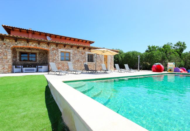 From 100 € per day you can rent your villa in Mallorca 