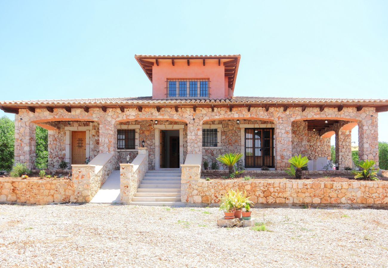 From 100 € per day you can rent your villa in Mallorca 