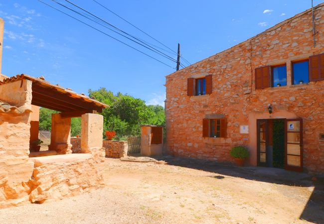 Country house in Es Llombards - Finca Can Cova 413 by Mallorca Charme