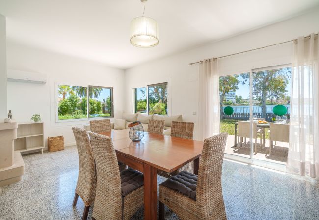 Villa in Alcúdia - E117 El Lago by Mallorca Villa Selection Villa in Alcúdia - E117 El Lago by Mallorca Villa Selection