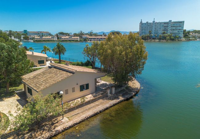 Villa in Alcúdia - E117 El Lago by Mallorca Villa Selection Villa in Alcúdia - E117 El Lago by Mallorca Villa Selection