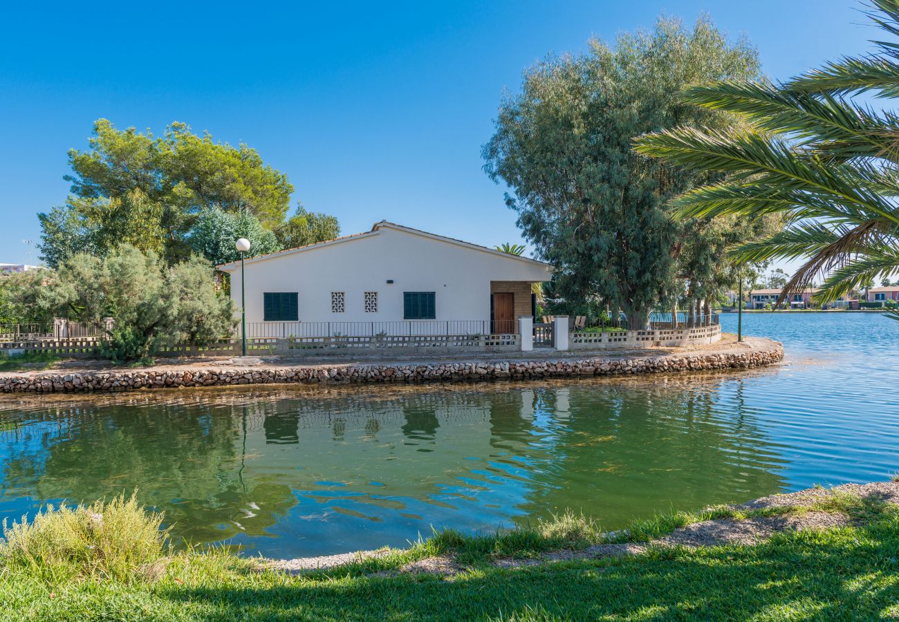 Villa in Alcudia - E117 El Lago by Mallorca Villa Selection