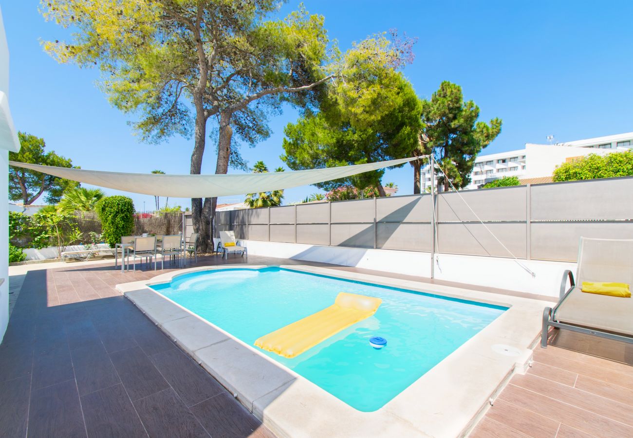 Villa in Alcudia - E084 Nico Playa by Mallorca Villa Selection