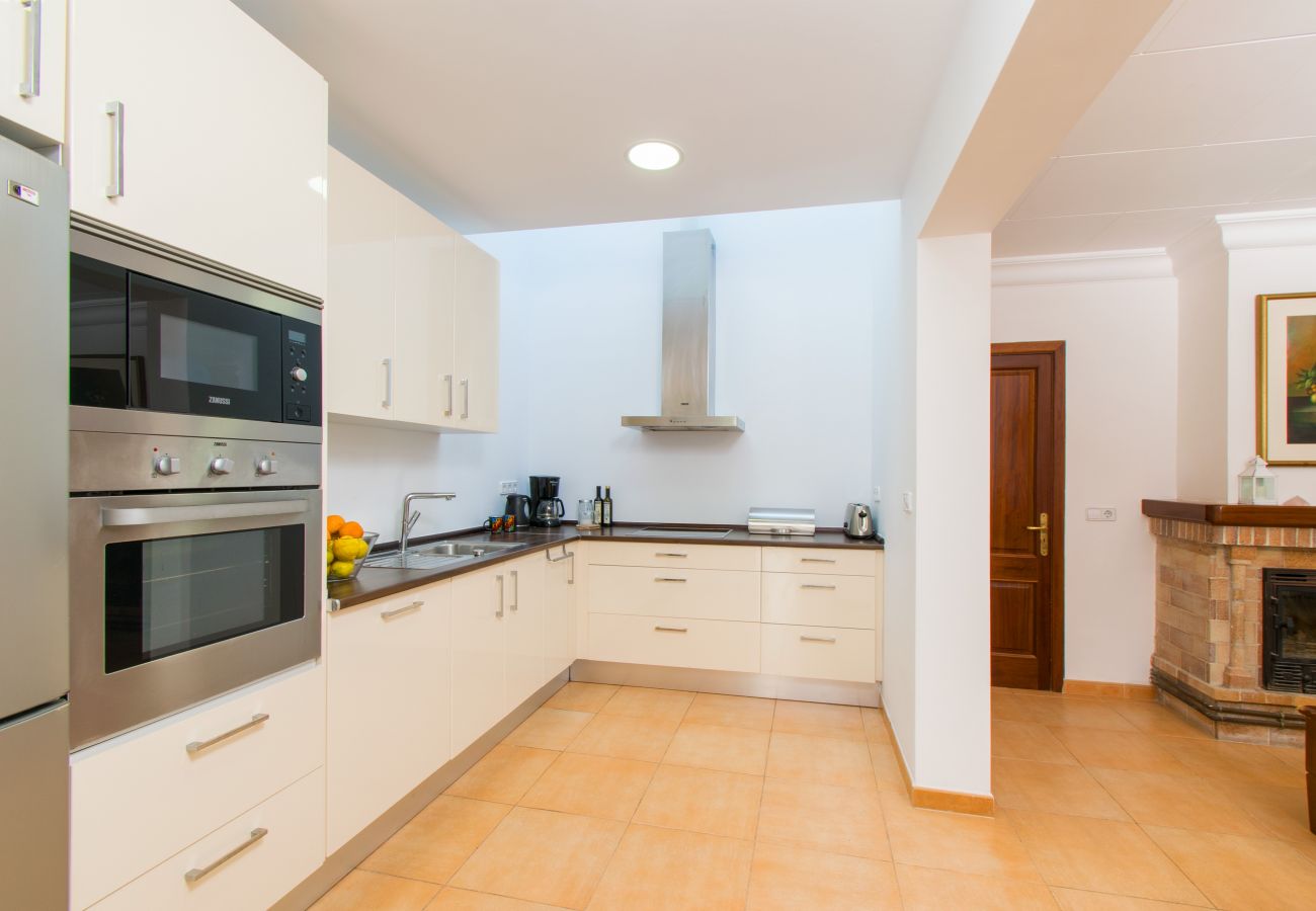 Villa in Alcudia - E084 Nico Playa by Mallorca Villa Selection