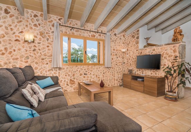 Villa in Sa Pobla - CAN RUA  Ref. POB06 Villa in Sa Pobla - CAN RUA  Ref. POB06