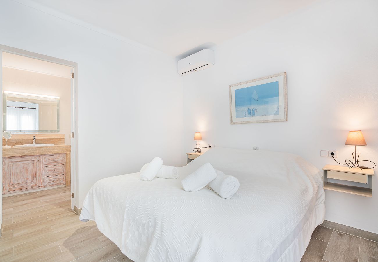 Apartment in Cala Sant Vicenç - BON DIA Ref. CS17
