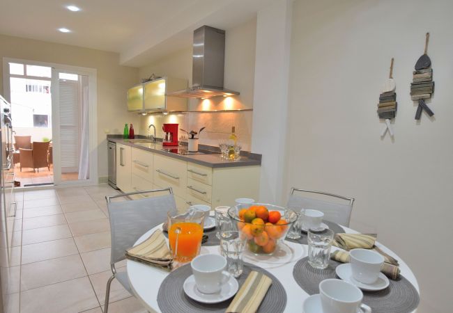 the villa in Can Picafort has a large kitchen the villa in Can Picafort has a large kitchen