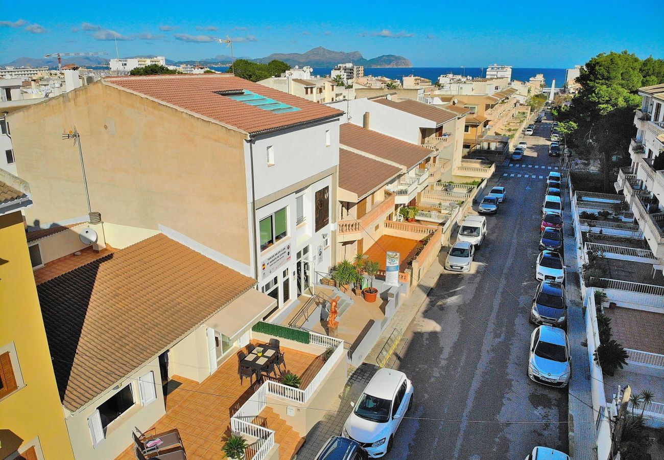Aerial view of the exterior of the villa in Can Picafort Aerial view of the exterior of the villa in Can Picafort