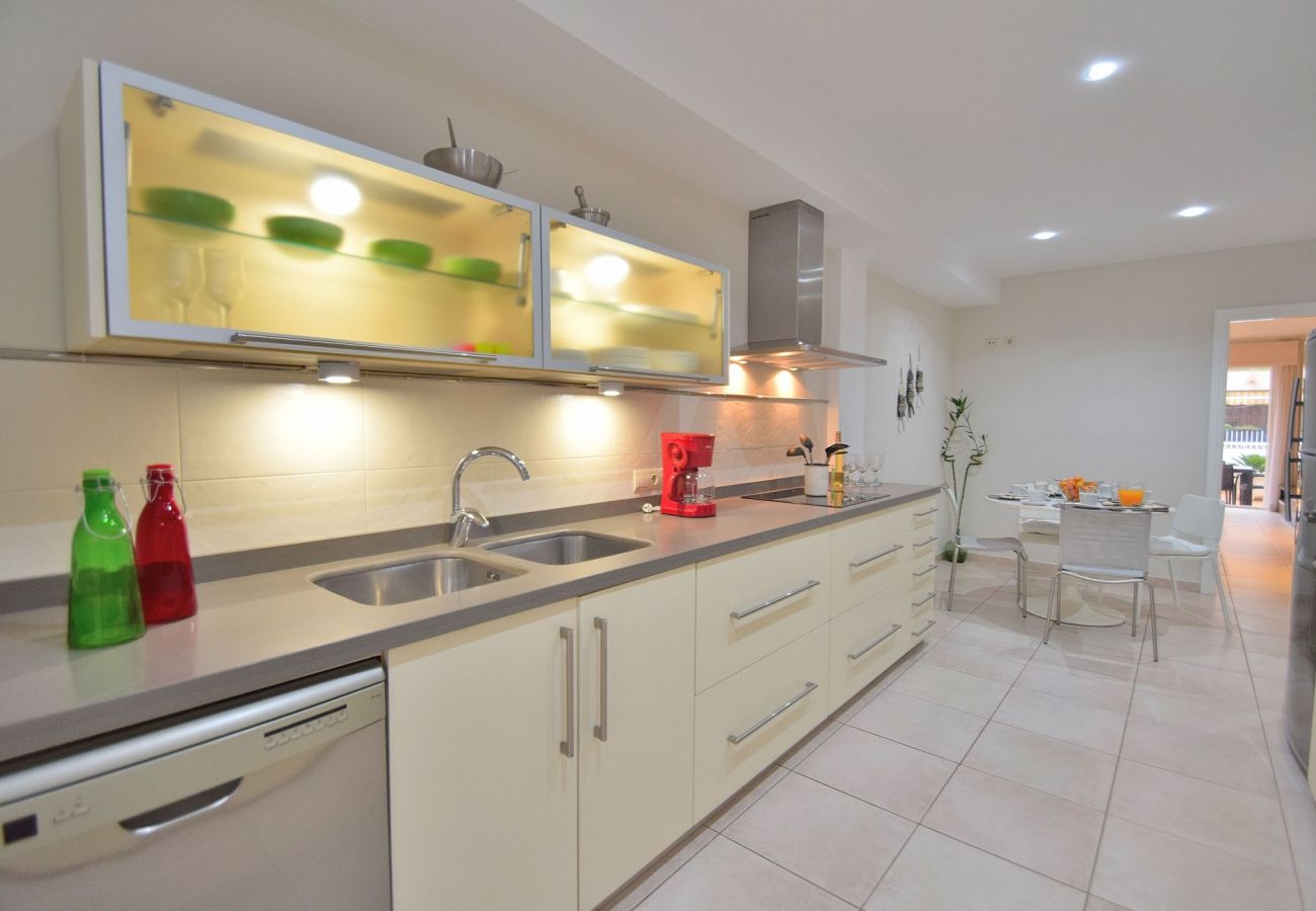 Beautiful photo of the kitchen of the villa in Can Picafort Beautiful photo of the kitchen of the villa in Can Picafort