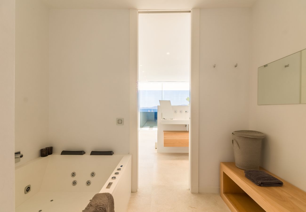 Villa in LLucmajor - Son Veri Front Bay, Villa 5StarsHome Mallorca
