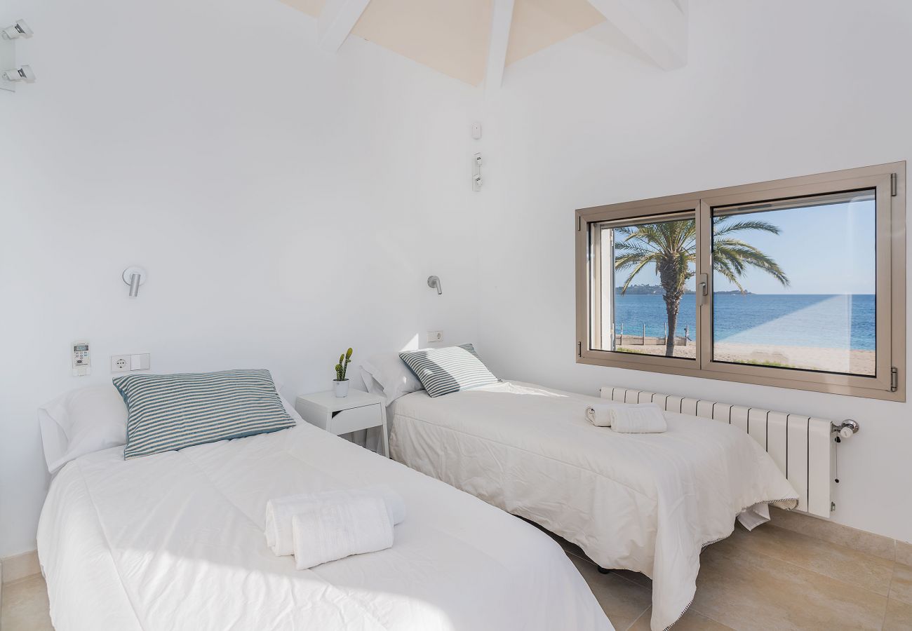 Chalet in Port de Pollença - HOLLAND (11 pax)  Ref. PP11