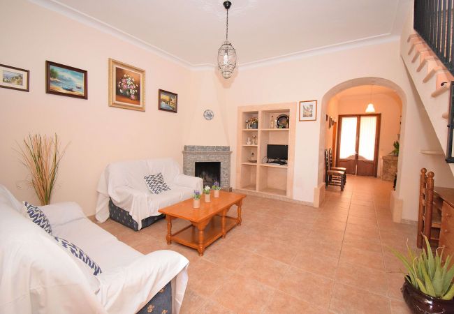 House in Maria de la salut - 082 Casa Sa Raval ETV/7915 by Mallorca Charme House in Maria de la salut - 082 Casa Sa Raval ETV/7915 by Mallorca Charme