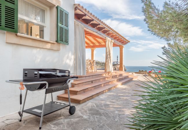 Villa in Portocolom - Villa Front a Far Villa in Portocolom - Villa Front a Far